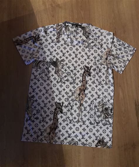 louis vuitton mens shirt giraffe|Men's Fashion T.